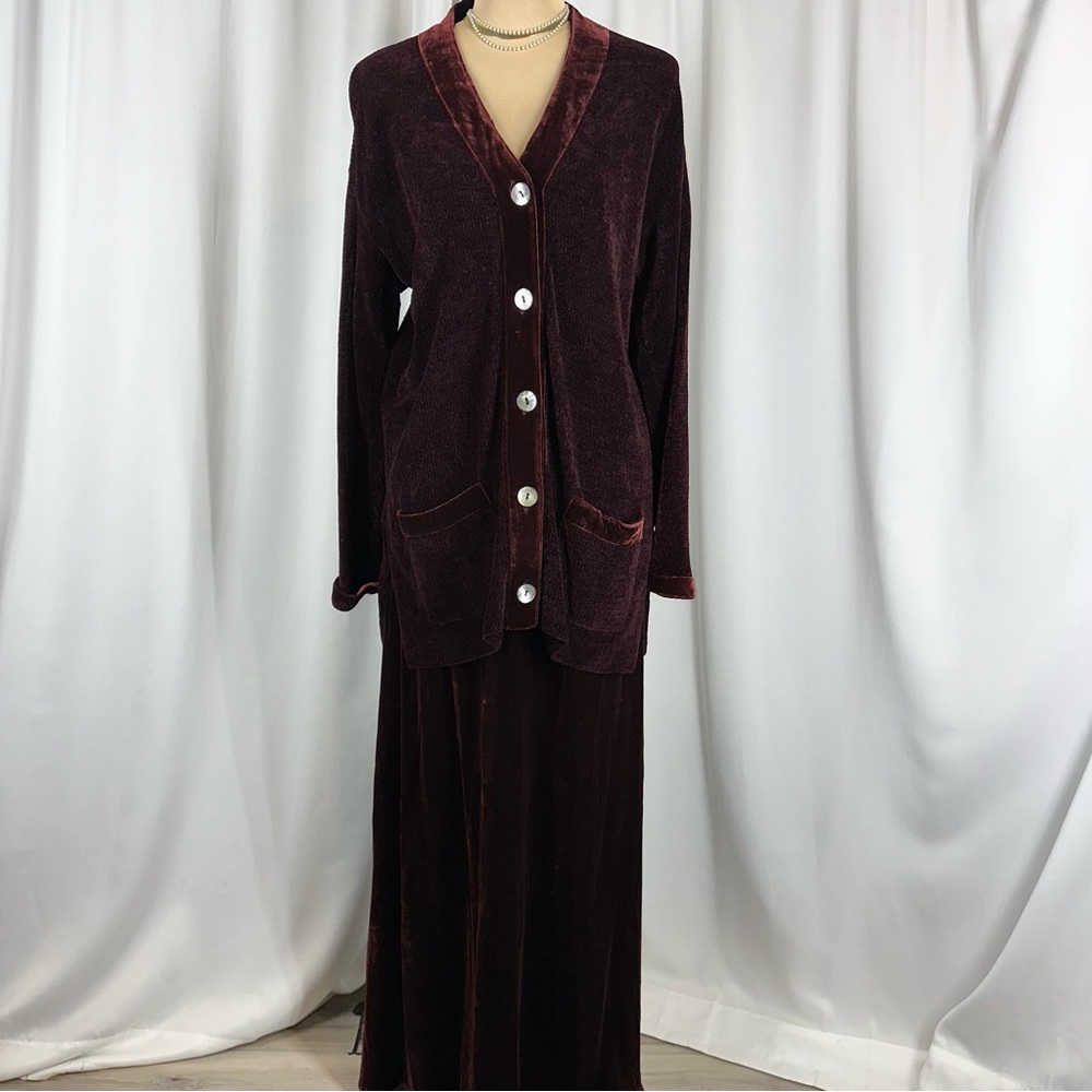 Margaret‎ O'Leary 2 pc Outfit Skirt And Cardigan Sz M Maroon Chenille And Velvet